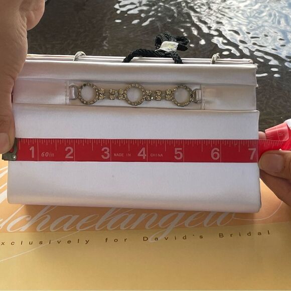 DAVID BRIDAL Wedding dress - Picture 15 of 16